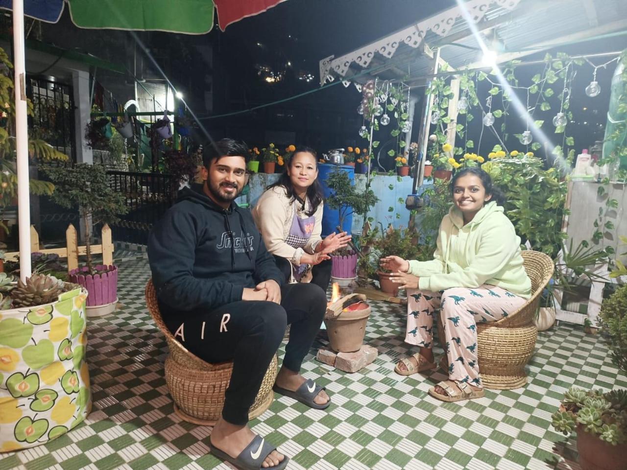 The Sunset Nest Offbeat Homestay Darjeeling  Exteriör bild
